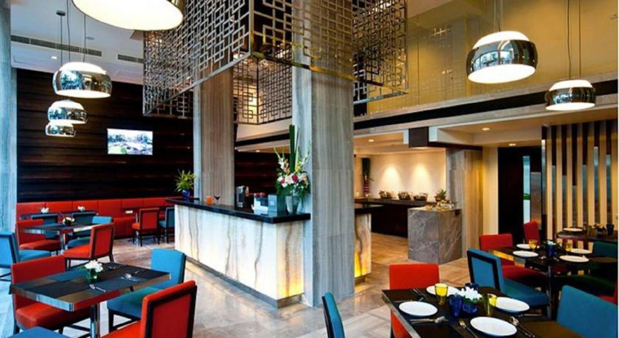 Fx Hotel Metrolink Makkasan Bangkok Exterior photo